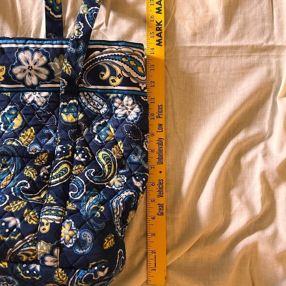 Bueno quilted large purse/tote paisley print. Blue. - Picture 4 of 6
